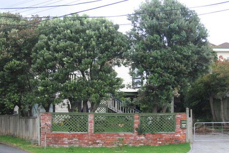 Photo of property in 18 Webber Street, Paraparaumu Beach, Paraparaumu, 5032