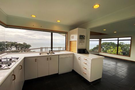 Photo of property in 30 East Avenue, Manly, Whangaparaoa, 0930