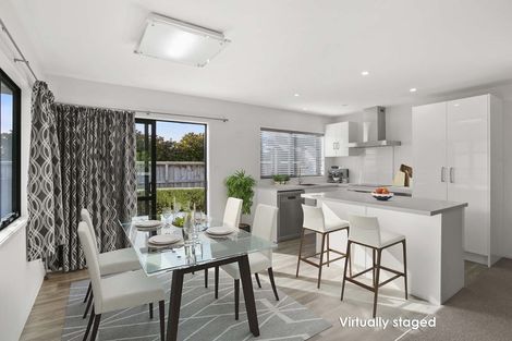 Photo of property in 11 Heta Road, Highlands Park, New Plymouth, 4312