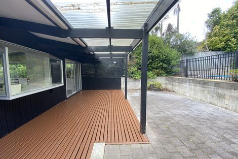 Photo of property in 74 Peach Road, Glenfield, Auckland, 0629