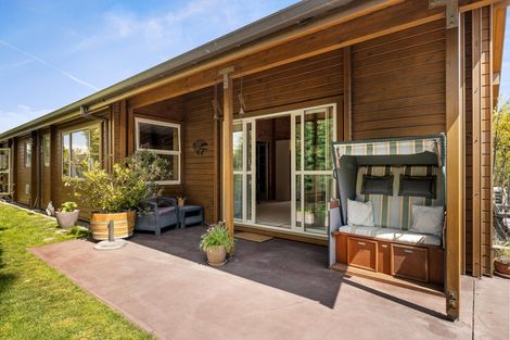 Photo of property in 9 Taggart Place, Sockburn, Christchurch, 8042