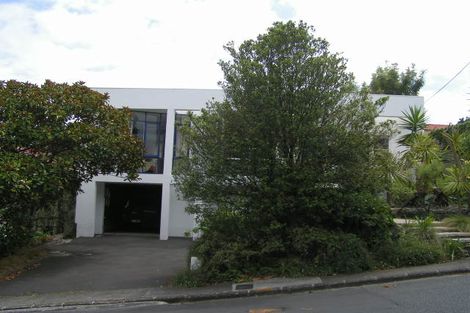 Photo of property in 31 Harley Road, Takapuna, Auckland, 0622