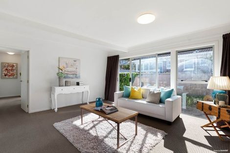 Photo of property in 1/1a Margaret Place, Milford, Auckland, 0620
