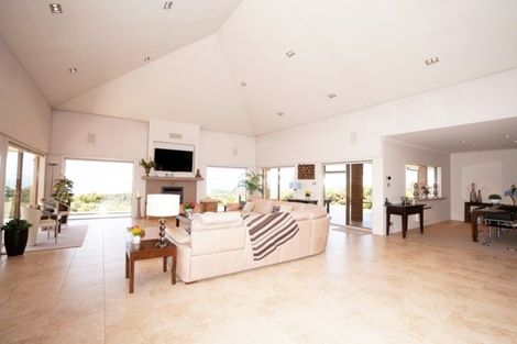 Photo of property in 978 Cove Road, Waipu, 0582