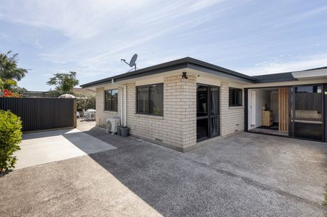 Photo of property in 555c Maunganui Road, Mount Maunganui, 3116