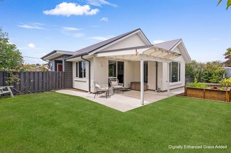 Photo of property in 32 Sylvia Street, Parklands, Christchurch, 8083