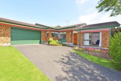 Photo of property in 14 Wairata Place, Te Atatu South, Auckland, 0610