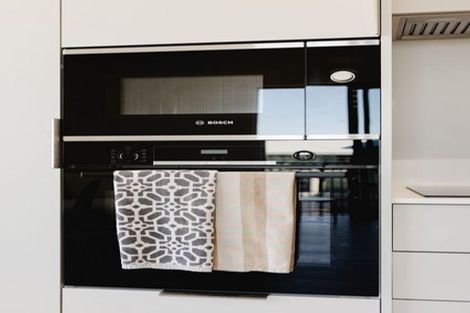 Photo of property in 12 Hugh Street, Mount Cook, Wellington, 6021