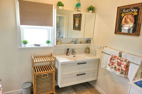 Photo of property in 602 Queen Sh25 Street, Thames, 3500