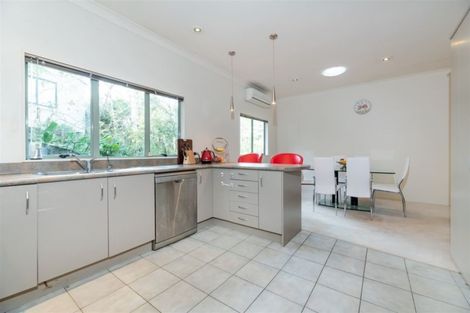 Photo of property in 279c Royal Road, Massey, Auckland, 0614