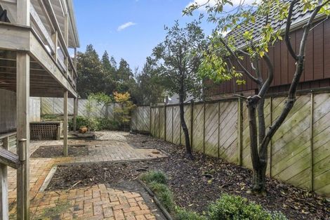 Photo of property in 3/16 Mahara Avenue, Birkenhead, Auckland, 0626