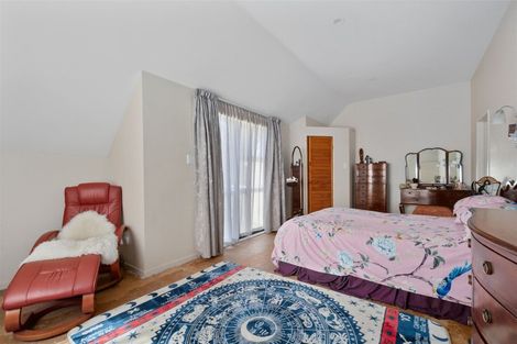 Photo of property in 2162 State Highway 16, Helensville, 0875