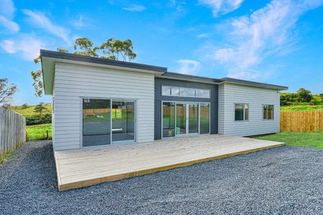 Photo of property in 21 Te Puea Avenue, Meremere, Mercer, 2474