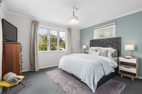 Photo of property in 1 Sydenham Street, Northland, Wellington, 6012