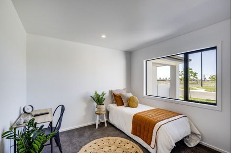 Photo of property in 65 Wai Whatu Street, Meeanee, 4110