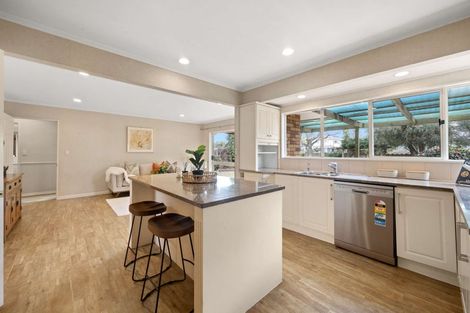 Photo of property in 28 Astoria Place, Northpark, Auckland, 2013