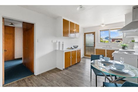 Photo of property in 3 Peverel Street, Riccarton, Christchurch, 8011