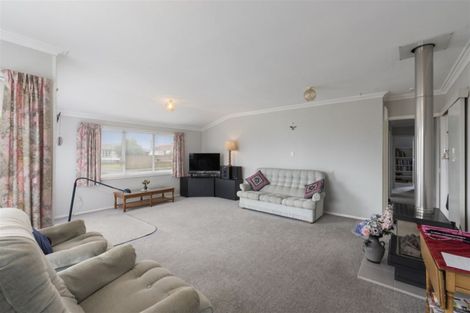 Photo of property in 18 Bledisloe Street, Levin, 5510