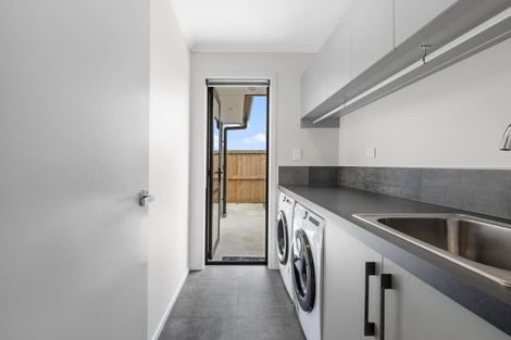 Photo of property in 11 Oyster Place, Omokoroa, 3114