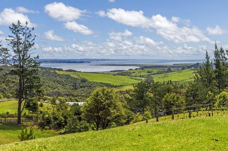 Photo of property in 163e West Road, Kaukapakapa, 0873