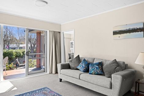 Photo of property in 33 Moorhouse Street, Taradale, Napier, 4112