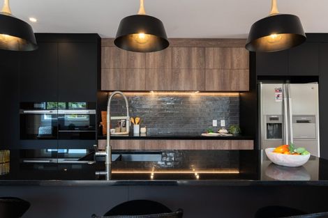 Photo of property in 22 Farnworth Terrace, Churton Park, Wellington, 6037