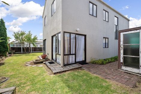 Photo of property in 2/77 Fitzroy Street, Papatoetoe, Auckland, 2104