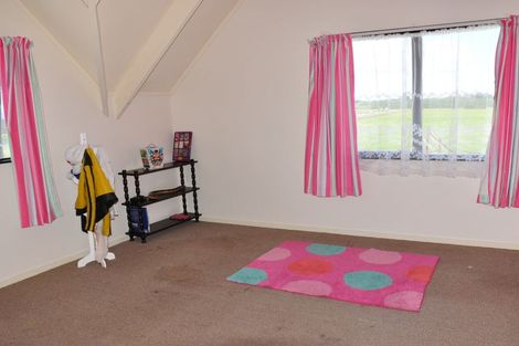 Photo of property in 928 Tennent Drive, Linton, Palmerston North, 4472