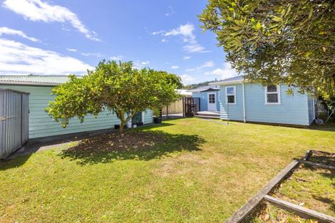 Photo of property in 61 Oregon Drive, Maoribank, Upper Hutt, 5018