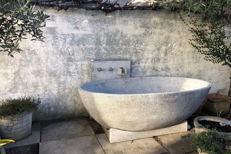 Photo of property in 6 Menzies Street, Sumner, Christchurch, 8081