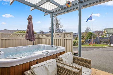 Photo of property in 18 Rowan Place, Mosgiel, 9024