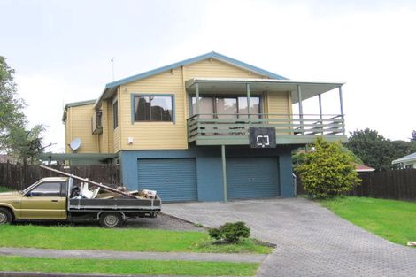 Photo of property in 4 Hakea Place, Totara Heights, Auckland, 2105