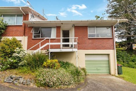 Photo of property in 5/28 Uxbridge Road, Mellons Bay, Auckland, 2014