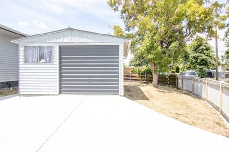 Photo of property in 43b Abraham Crescent, Milson, Palmerston North, 4414