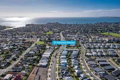 Photo of property in 21 Kukuwai Avenue, Red Beach, 0932
