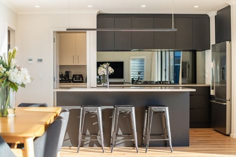 Photo of property in 12 Kaiaho Close, Aotea, Porirua, 5024