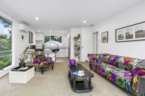 Photo of property in 2/10 Abbeygate Street, Birkdale, Auckland, 0626