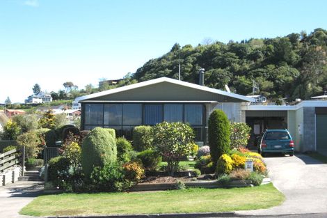 Photo of property in 1/5 Reeves Road, Acacia Bay, Taupo, 3330