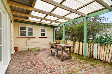 Photo of property in 138 Fitzherbert Street, Featherston, 5710
