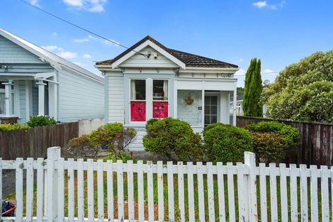 Photo of property in 65 Derwent Street, Island Bay, Wellington, 6023