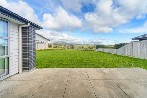 Photo of property in 162 Pacific Drive, Fitzherbert, Palmerston North, 4410