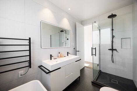 Photo of property in 2 Picnic Point Road, Hobsonville, Auckland, 0616