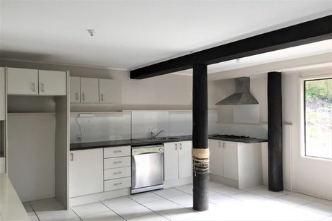 Photo of property in 43 Deverell Place, Northcross, Auckland, 0632