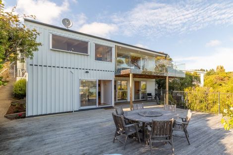 Photo of property in 21 Te Ara Crescent, Diamond Harbour, Lyttelton, 8971