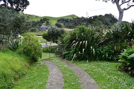 Photo of property in 1313 Matapouri Road, Matapouri, Whangarei, 0173