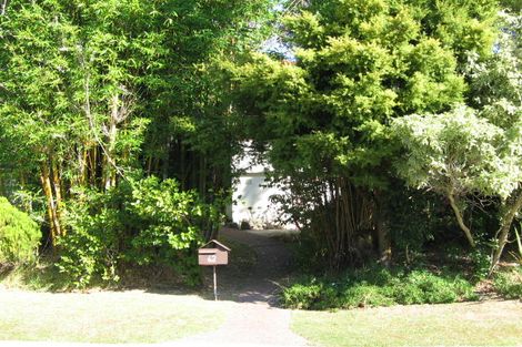 Photo of property in 62 Awaruku Road, Torbay, Auckland, 0630