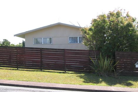 Photo of property in 51 Glamorgan Drive, Torbay, Auckland, 0630