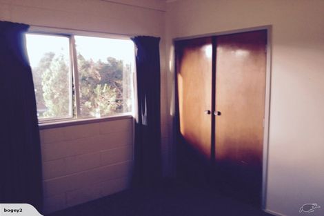 Photo of property in 9 Butterworth Drive, Glendene, Auckland, 0602