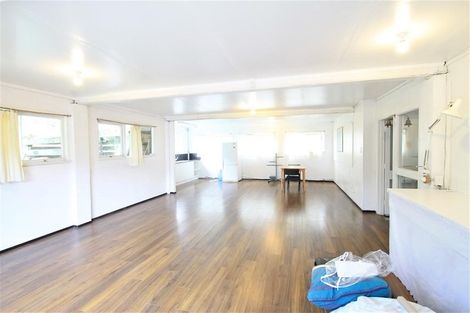 Photo of property in 137 Albany Highway, Unsworth Heights, Auckland, 0632