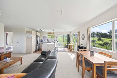Photo of property in 134 Heatley Road, Whakapirau, Maungaturoto, 0583